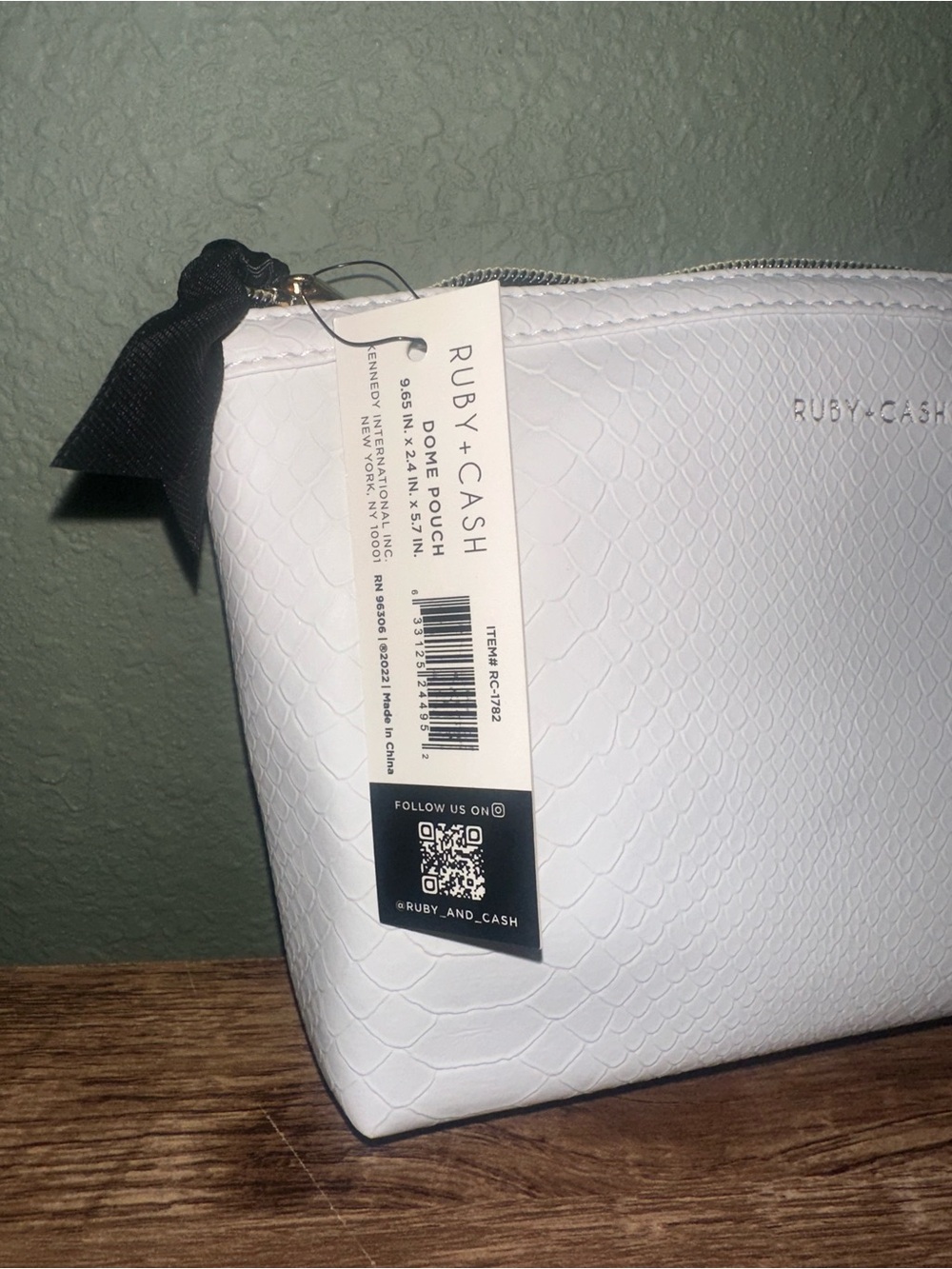Ruby + Cash Dome Pouch BRAND NEW! - Picture 3 of 3